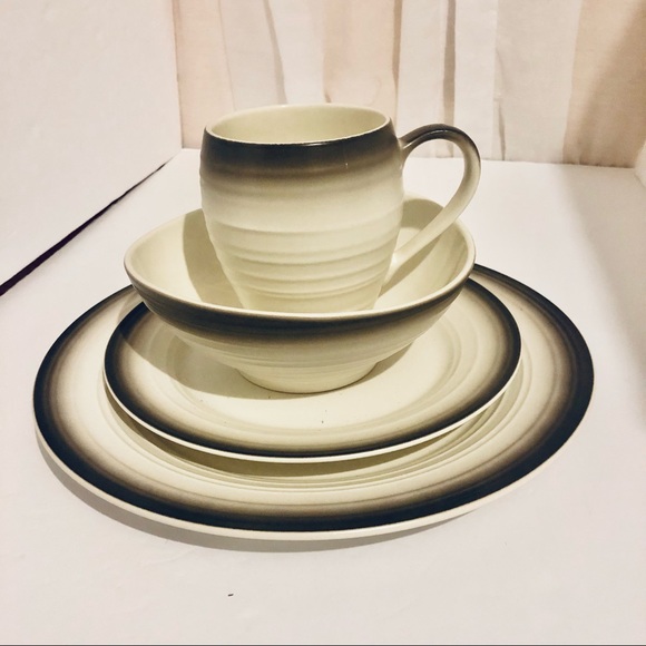 Mikasa Swirl Ombre Mocha 4 Piece Dinnerware Set - Picture 4 of 5